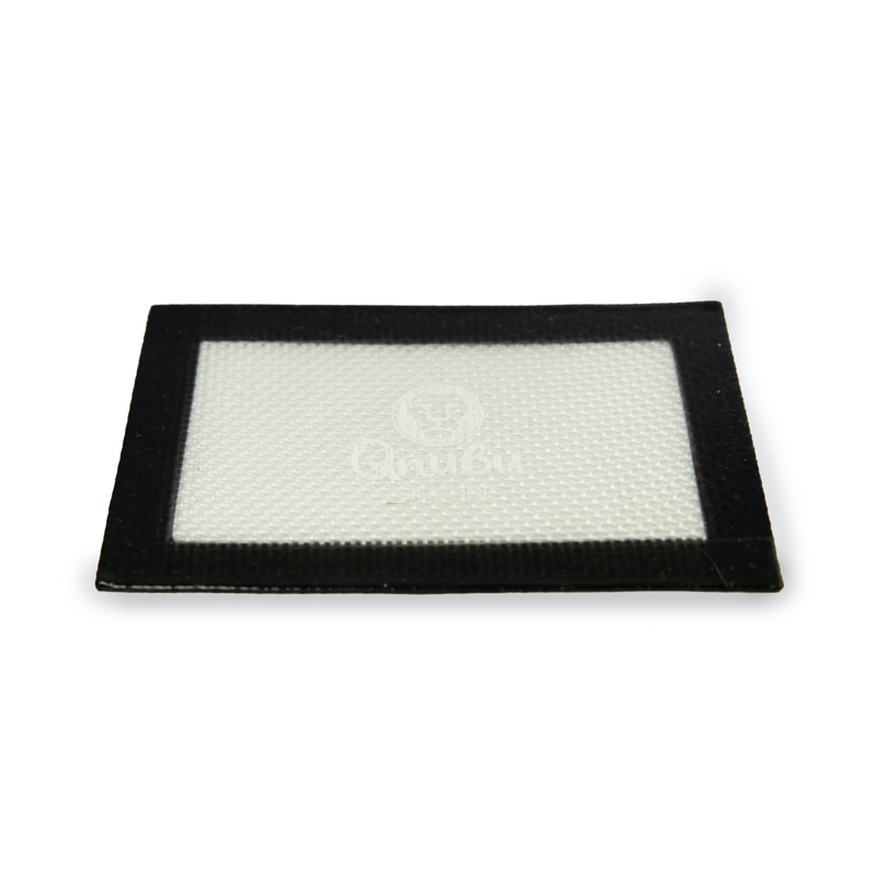 QNUBU SILICONE MAT 21 X 30 CM